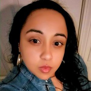 Meet your Posher, Elanda